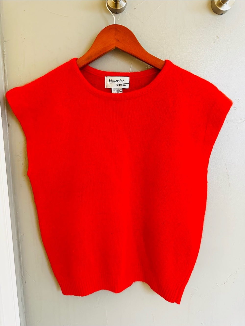 Brooks Red Sleeveless Crewneck Sweater Top